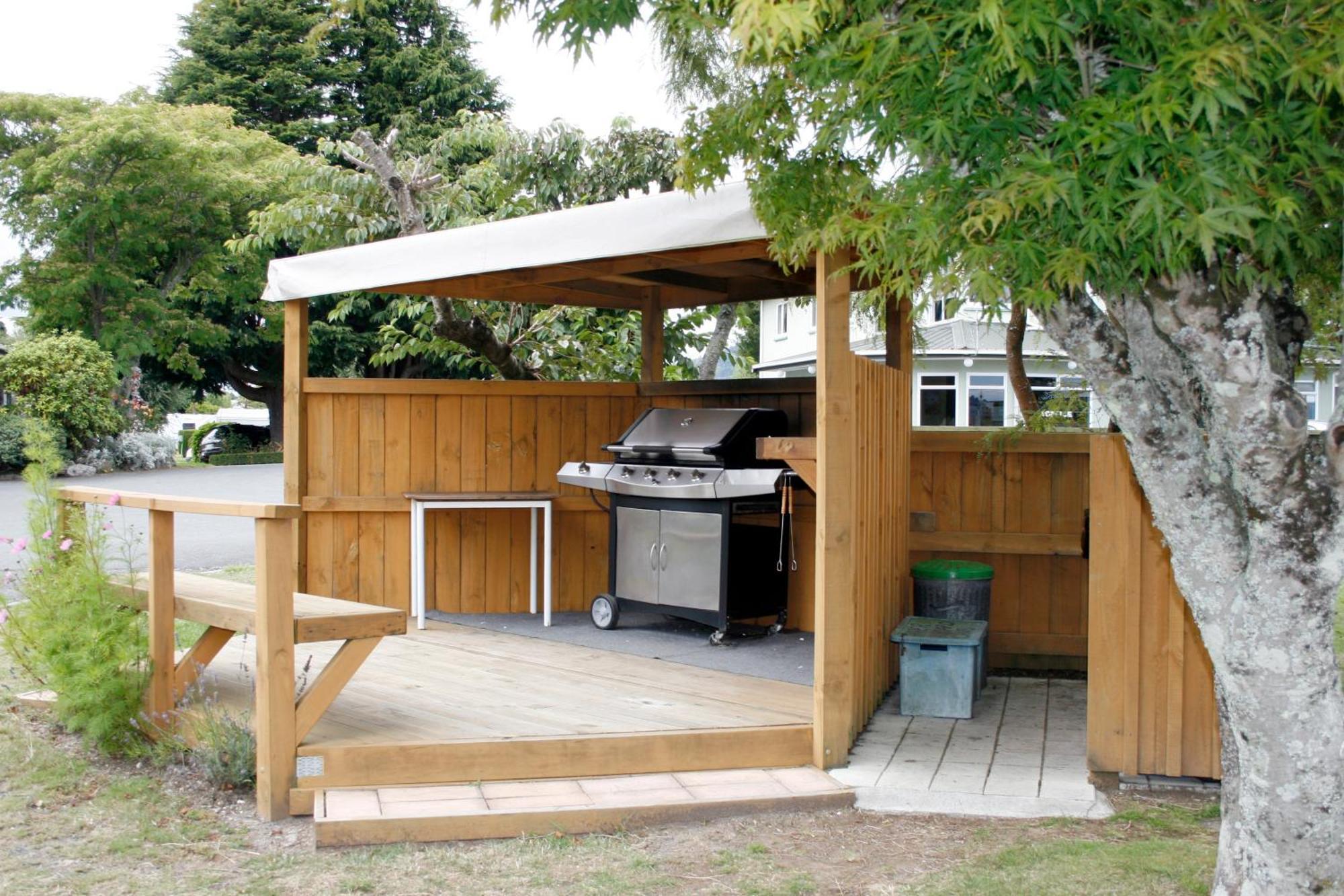 Taupo Top 10 Holiday Park Экстерьер фото