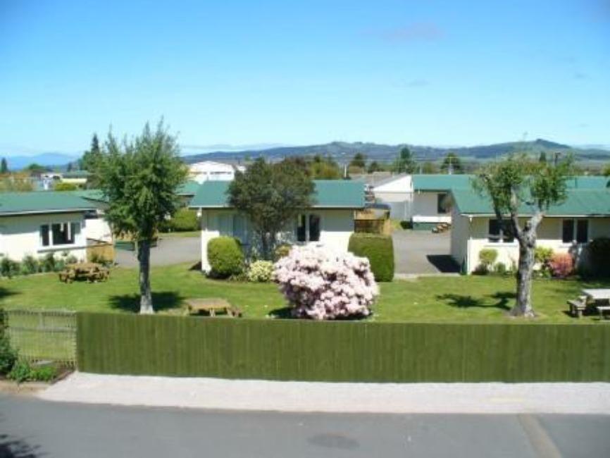 Taupo Top 10 Holiday Park Экстерьер фото